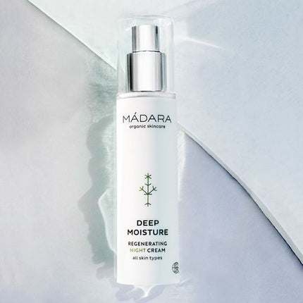 MÁDARA Tiefenfeuchtigkeits-Regenerierende Nachtcreme 50 ml